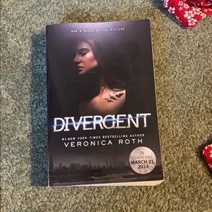 Divergent